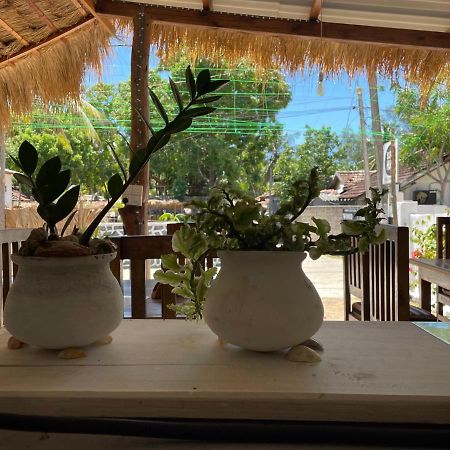 Hotel Banana Surf House Arugam Bay Exterior foto