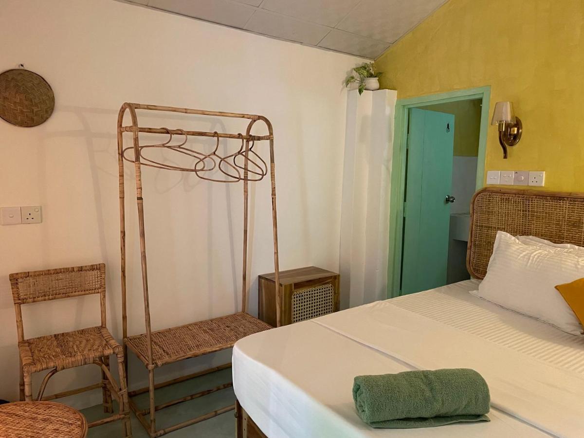 Hotel Banana Surf House Arugam Bay Exterior foto